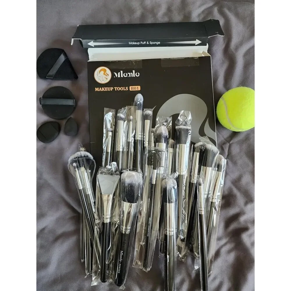 Mlemle 25Pcs Black Professional Makeup Brushes Set 2 Powder Puff 2 Makeup Sponge
